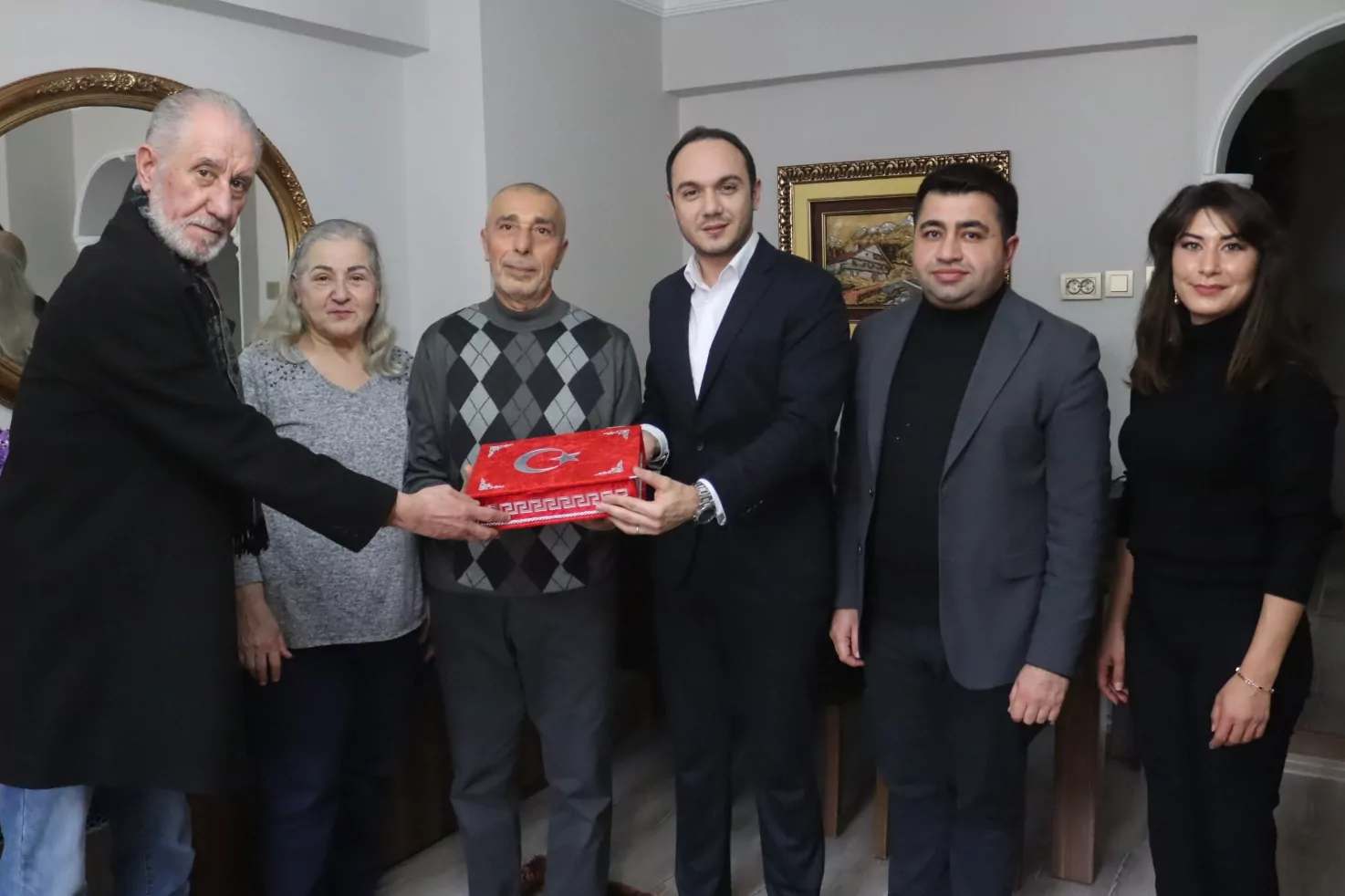 İzmit Belediyesi Gazilere ve Şehit Ailelerine Vefa Ziyareti