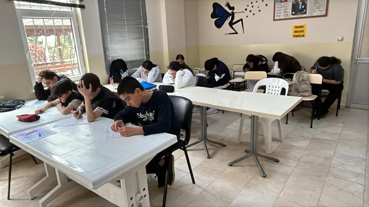 İzmit’te LGS Hazırlığına Mahalle Etütleri Desteği