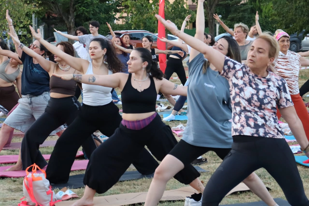 İzmit’te “Nefes Al” Yoga Etkinliği Coşkuyla Devam Ediyor!