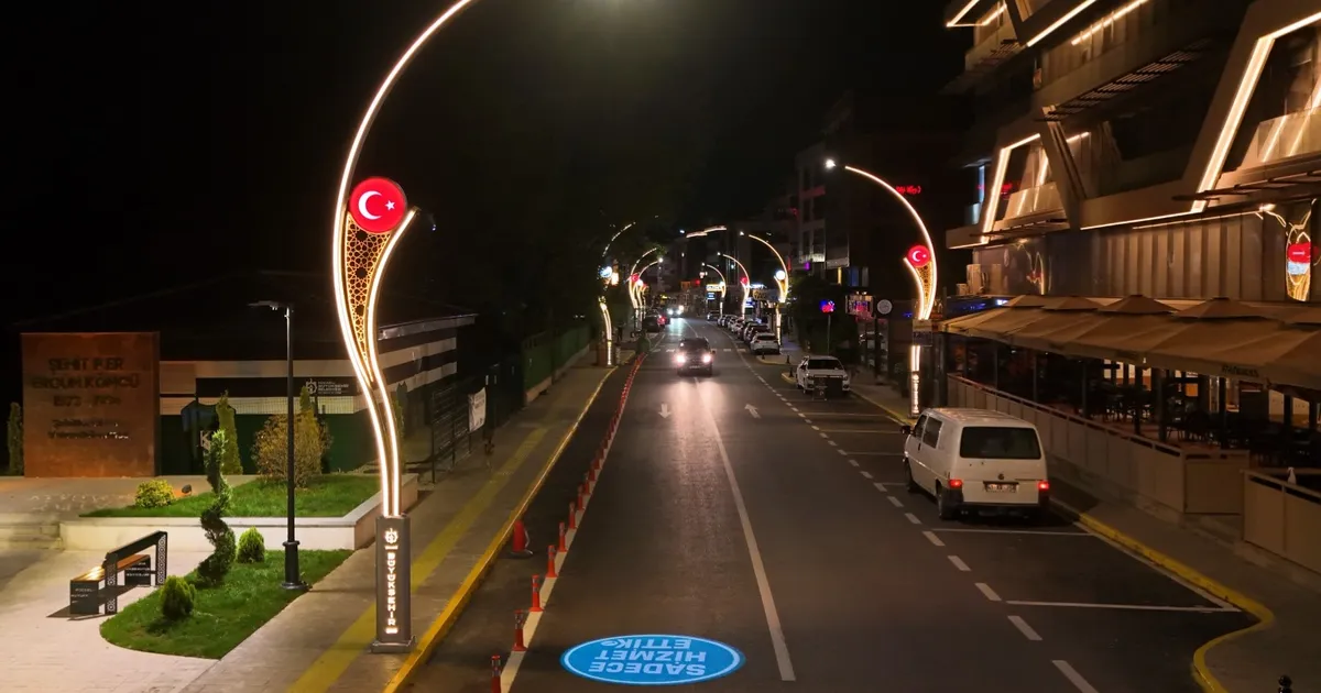 İzmit’te Prestij Cadde: Modern Şehir Vitrini