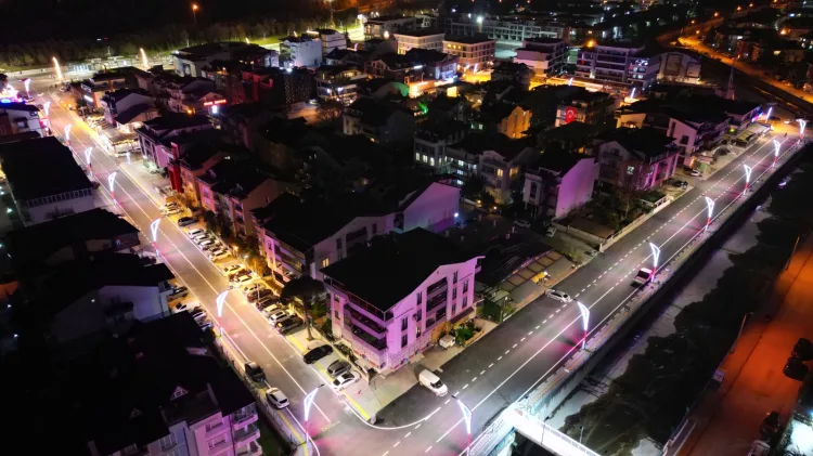İzmit’te Yollar Estetik ve Güvenli Hale Geldi!
