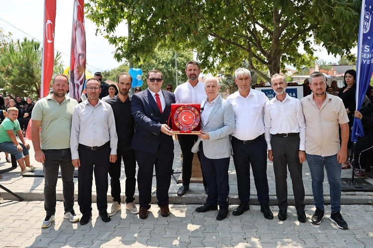 İznik’te Yeşil Alan: Muhtar Hasan Terzi Parkı Açıldı!