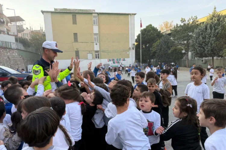 Jandarma, Minik Öğrencilerle Güvenliği Paylaştı!