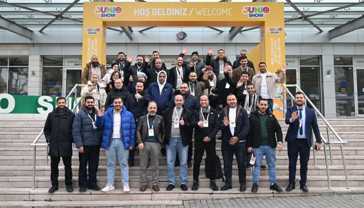 Junioshow: Türkiye’nin Çocuk Giyiminde Umut Dolu