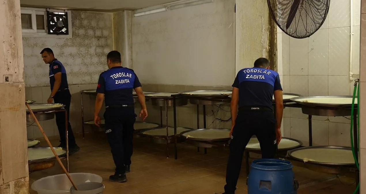 Kaçak Süt Ürünlerine El Konuldu, İşletme Mühürlendi