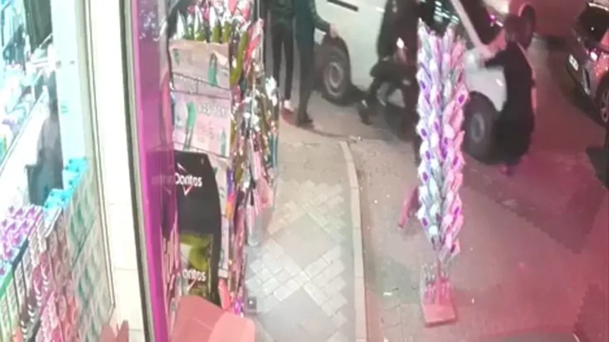 Kaçan Şüpheli Kadını Ezerken Kameraya Yakalandı!