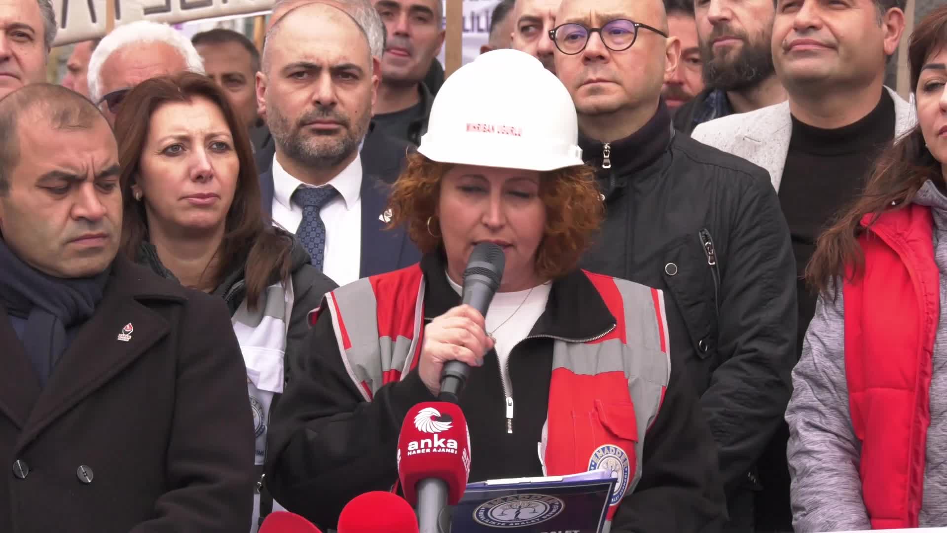 Kademeli Emeklilik İçin Bakanlık Önünde Eylem