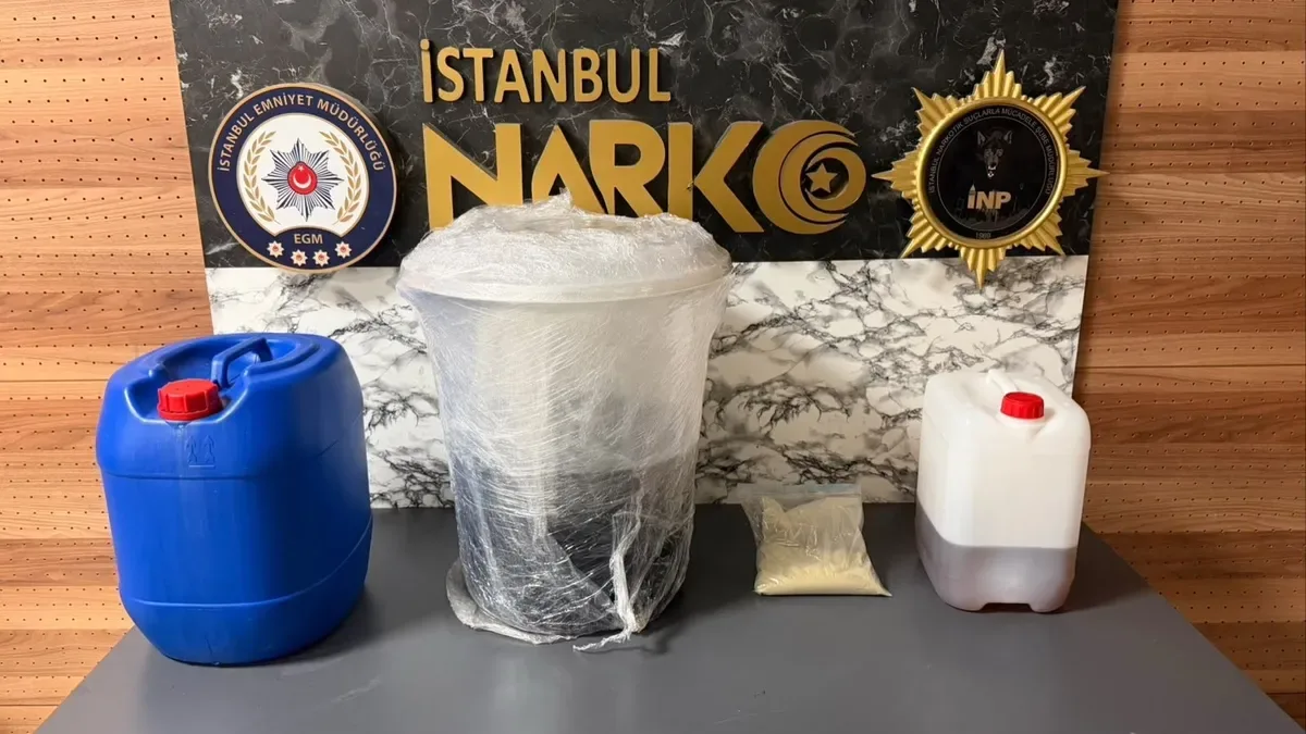 Kadıköy’de Uyuşturucu Operasyonunda 3 Gözaltı!