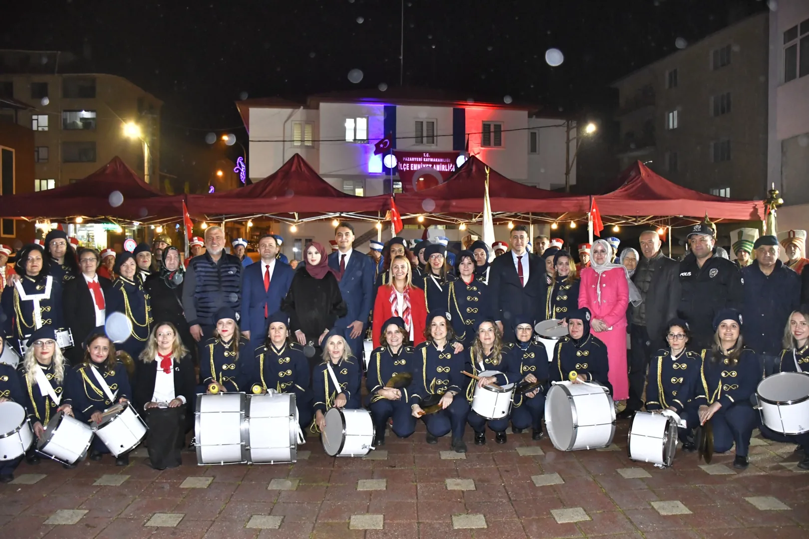 Kadın Bandosu Pazaryeri'nde Unutulmaz Bir Konser Verdi