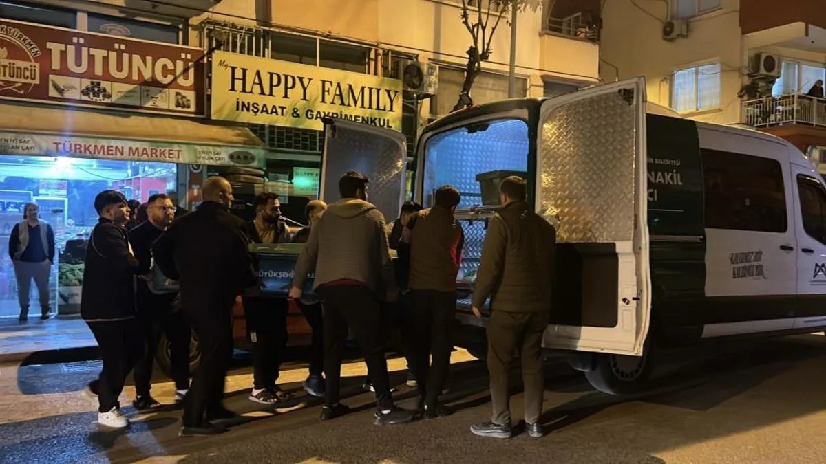 Kadın bıçaklanarak hayatını kaybetti!