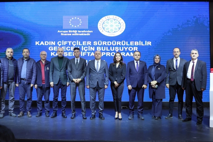 Kadın Çiftçiler Gelecek İçin Bir Araya Geldi