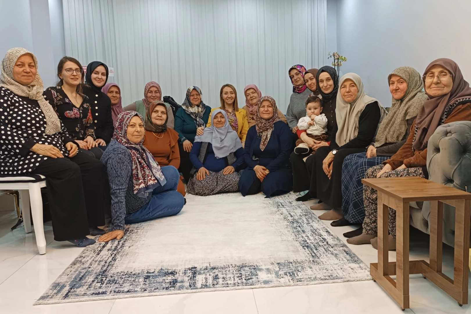 Kadın Dayanışması: Başkan Tekin’e Sürpriz Ziyaret