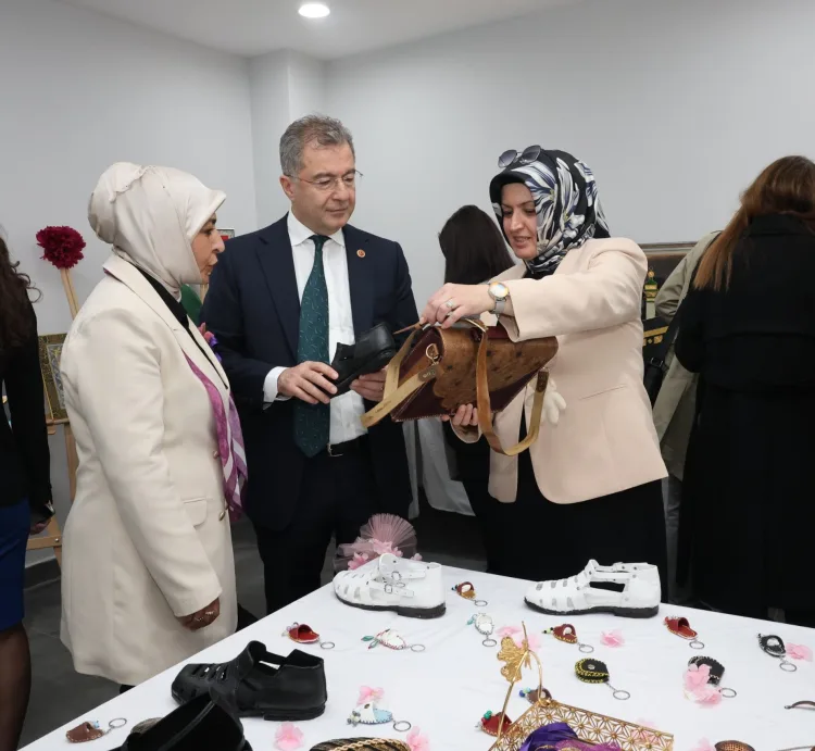 Kadın Emeği Sergisi Osmangazi’de Görücüye Çıktı