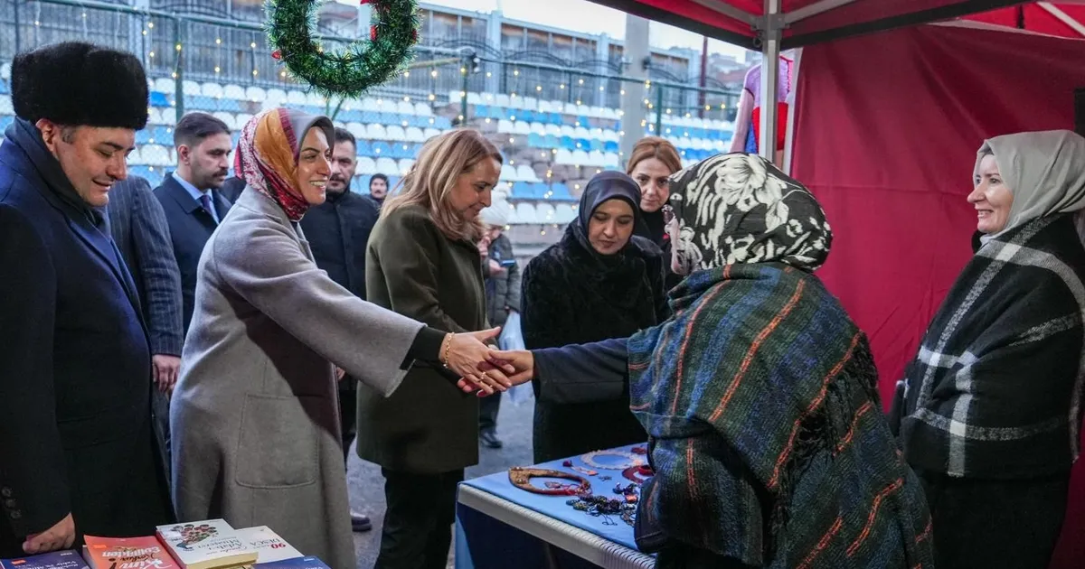 Kadın Emeği Yeni Yıl Pazarı Keçiören’de Açıldı