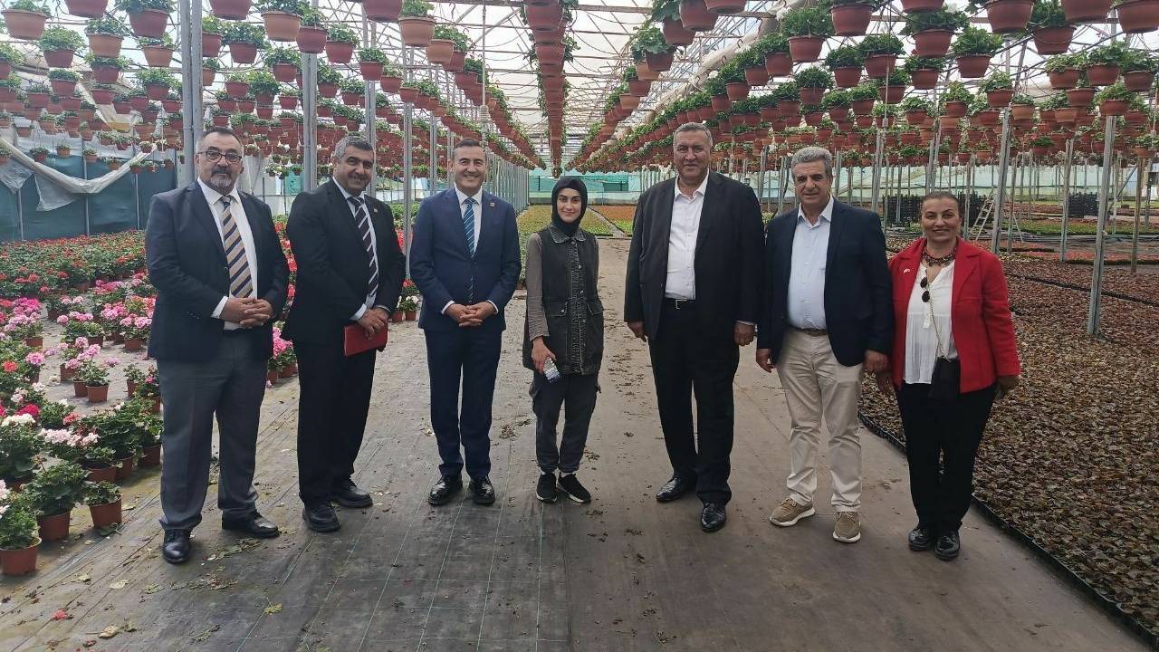 Kadın Girişimci Şevval Kaptan’ın Çiçek Dünyası
