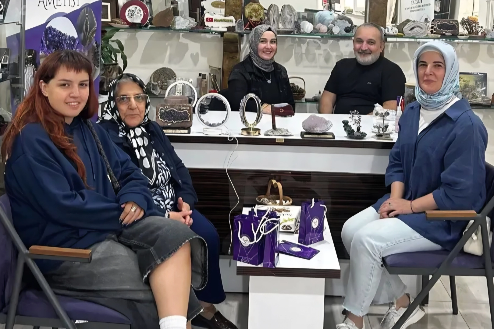 Kadın Girişimciler Aydıncık’ta Doğal Taşlarla Büyülendi