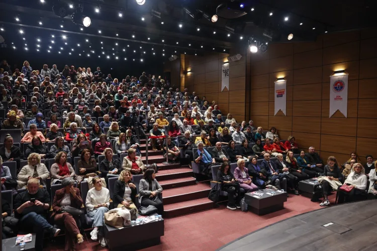 Kadın Hakları İçin Tarihi Panel Maltepe’de
