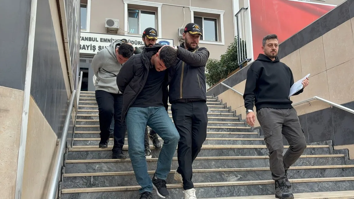 Kadın Öğretmene FETÖ Tuzağı: Dolandırıcılar İfşa!