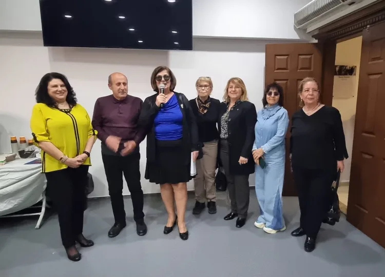 Kadın ve Doğa: Su Temalı Sergi İzmir’de Açıldı