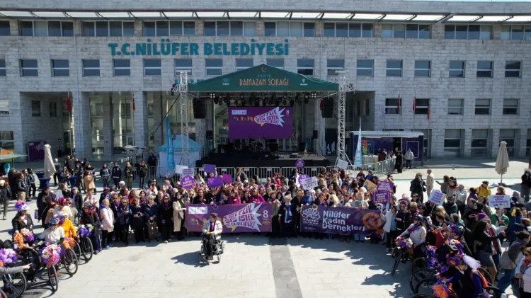 Kadınlar Eşitlik İçin Yürüdü: Bursa’da Ses Var!