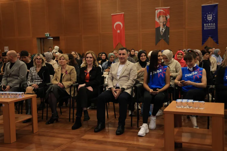 Kadınlar Zumba ve Pilates ile Sertifika Heyecanı Yaşadı