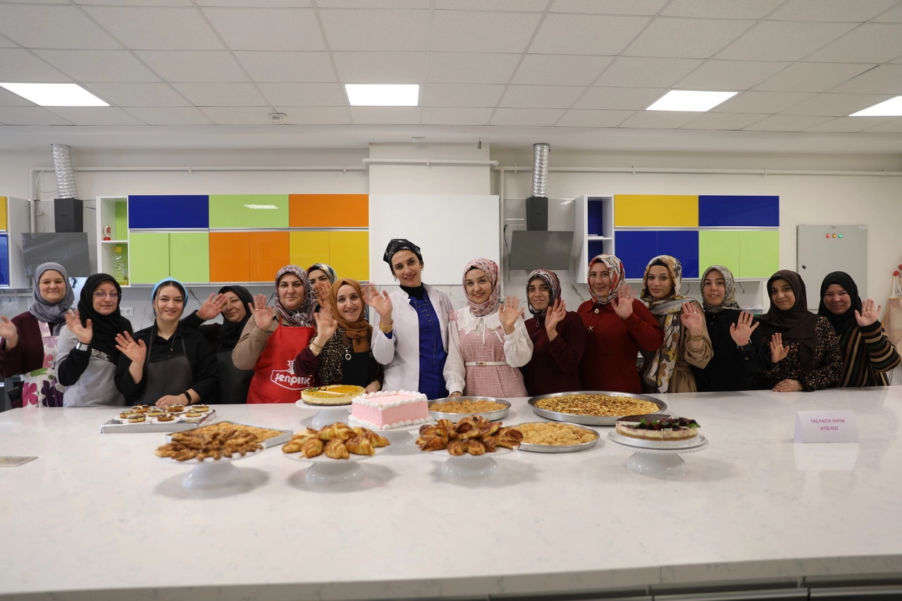 Kadınlara Meslek Kazandıran Kocasinan Akademi
