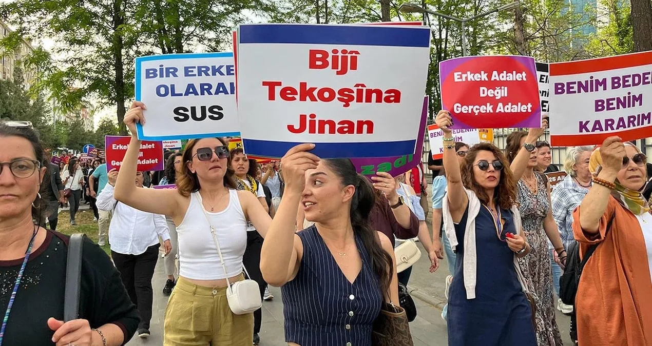 Kadınlardan Şiddete Hayır Yürüyüşü: Eşitlik Vurgusu