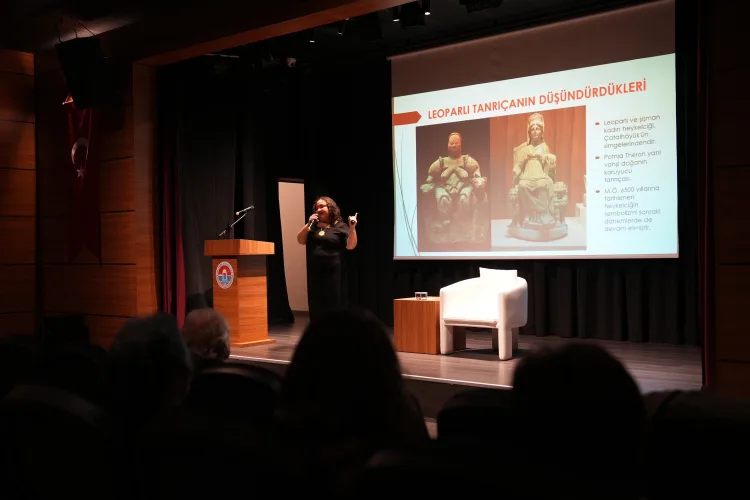 Kadınların Gözünden Anadolu Tarihi: Söyleşi