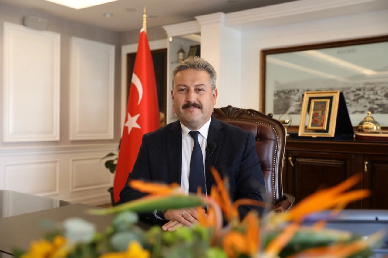 Kadir Gecesi’nde Barış ve Huzur Mesajı