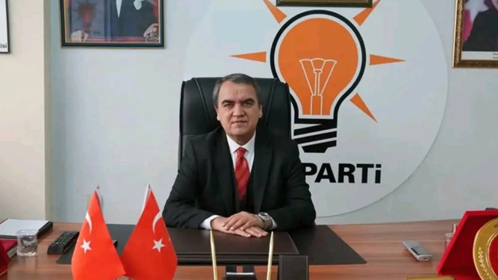 Kadirli AKP İlçe Başkanı İstifa Etti!