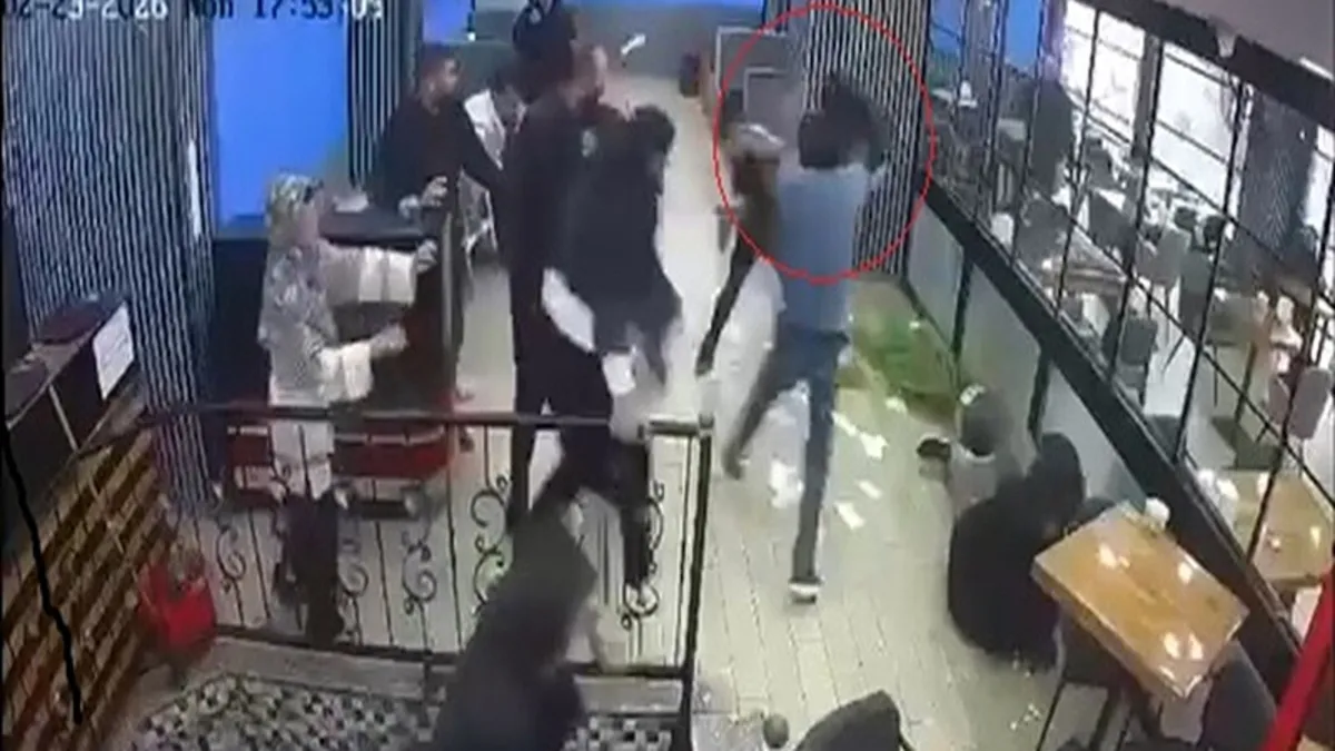 Kafede Alacak Tartışması Kavgaya Dönüştü!