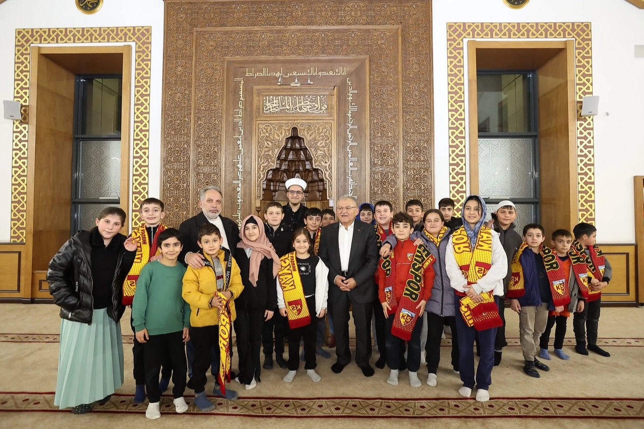 Kahraman Jandarmalarla İftar Sofrası Büyüklüğünde