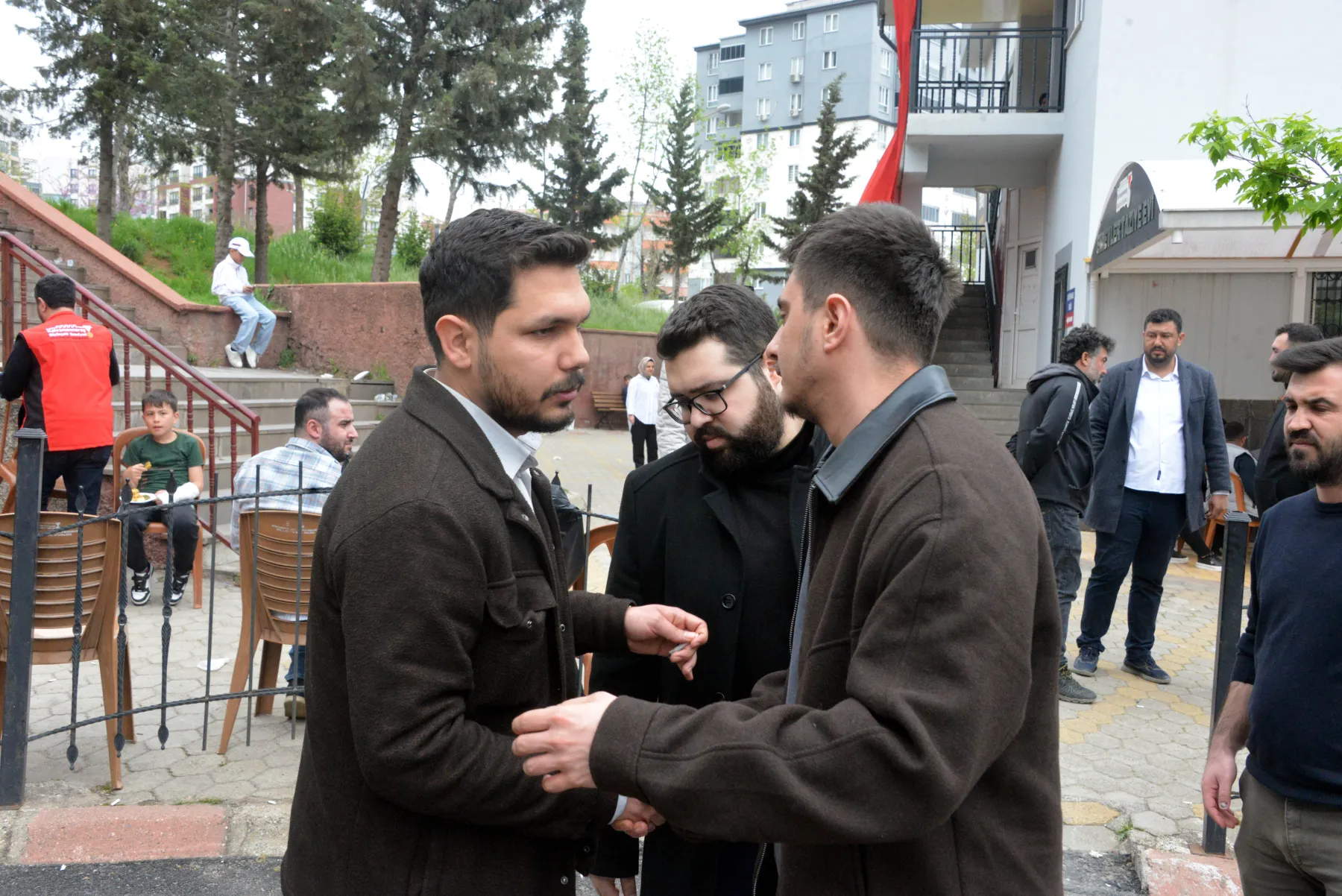 Kahraman Öğretmenin Hikayesi: Aile ve Acı