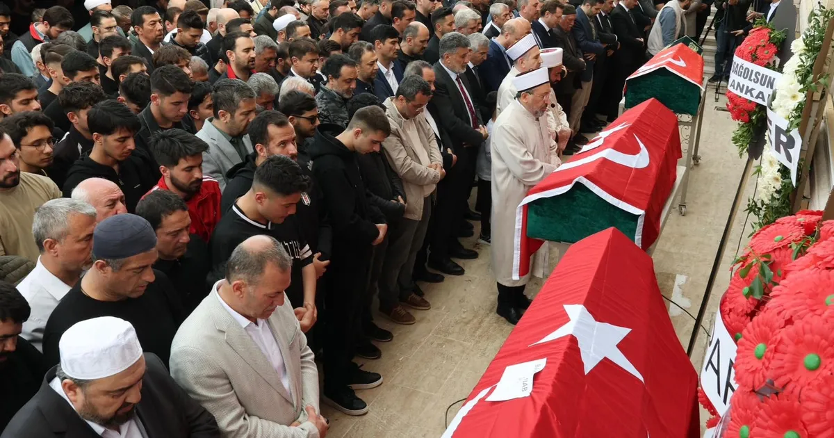 Kahramanmaraş’ta Gözyaşlarıyla Veda