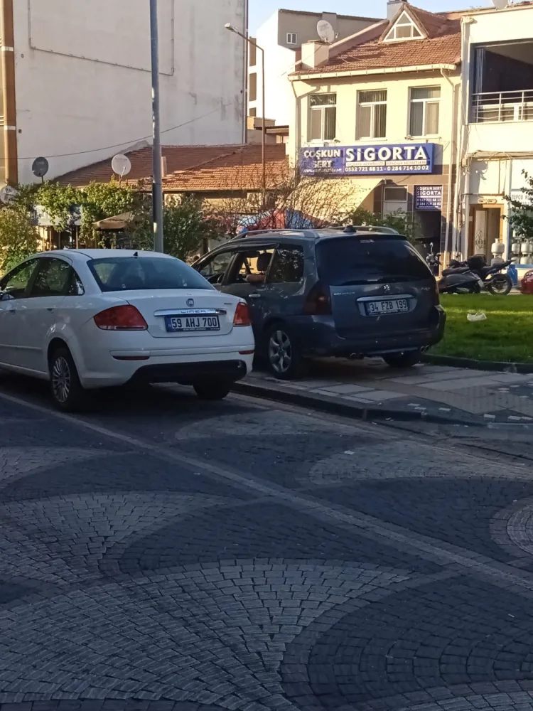 Kaldırımlar Otopark, Keşanlılar İsyanda!