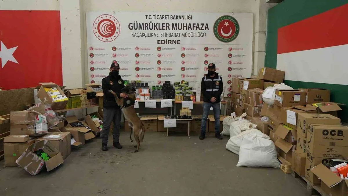 Kapıkule’de 32 Kilo Esrar ve Kaçak Ürün Ele Geçirildi
