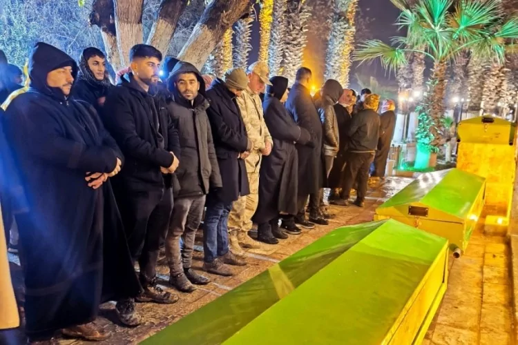 Kar Faciasında 3 Çocuk Gözyaşlarıyla Uğurlandı