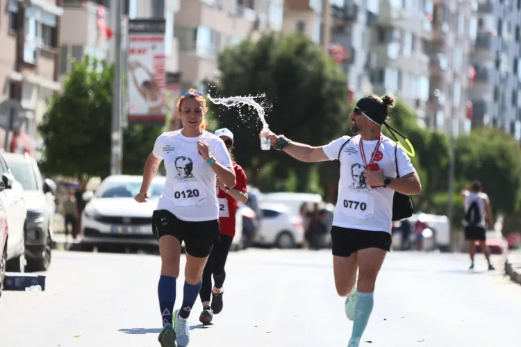 Karabağlar’da 9. Bağımsızlık Koşusu Coşku Dolu!