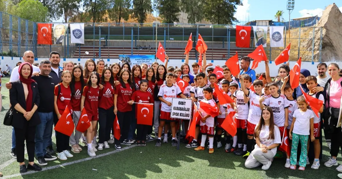 Karabağlar’da Amatör Spora Büyük Destek!