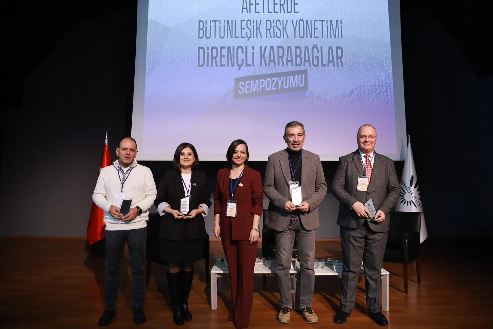Karabağlar’da Kentsel Dönüşüm Modeli Başlatıldı
