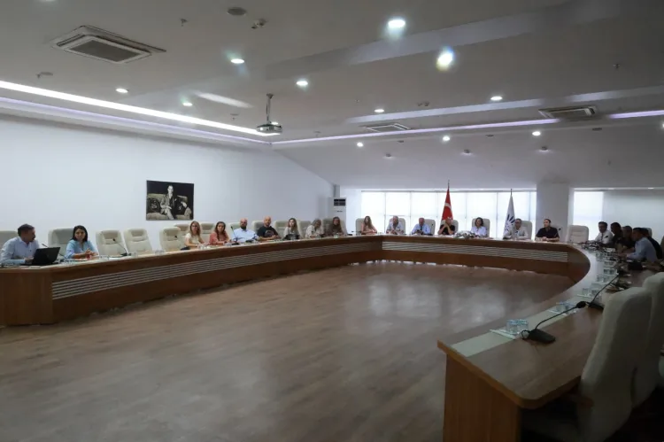 Karabağlar’da Sahipsiz Atık Sorununa Yeni Çözüm