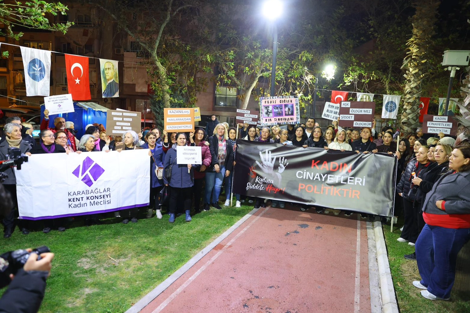 Karabağlar’da Şiddete Karşı Tek Ses, Tek Yürek!