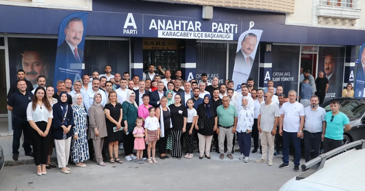 Karacabey’de Anahtar Parti Rüzgarı Esti!