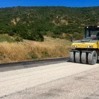 1785416733<em>561</em>Karacabey-ve-Mustafakemalpasada-yollar-yenileniyor.jpeg