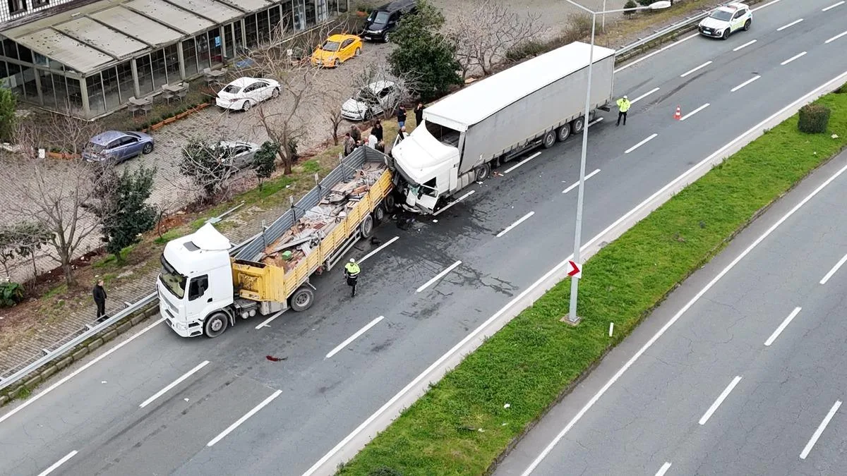 Karadeniz Yolu’nda Tır Kazası: 4 Yaralı!
