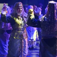1783629055<em>617</em>Karagoz-Halk-Danslarindan-muhtesem-final.jpeg