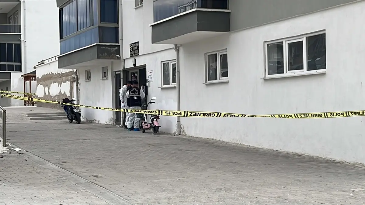 Karaman da  siyanür  dehşeti! Ekipler eve girince o notu buldu... 8