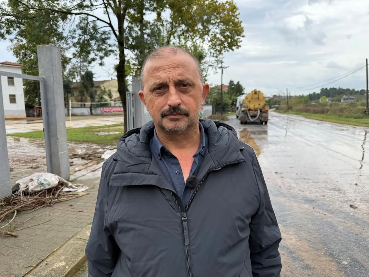 Baraj taştı, bir mahalle sular altında kaldı: Bakan Bey talimat vermiş 5
