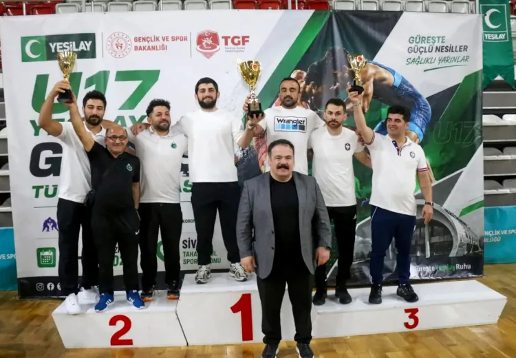 Karatay Belediyespor U17 Güreş’te Şampiyonluk Yaşadı!