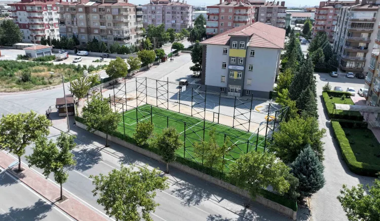 Karatay’da 8 Yeni Halı Saha Yapılıyor!